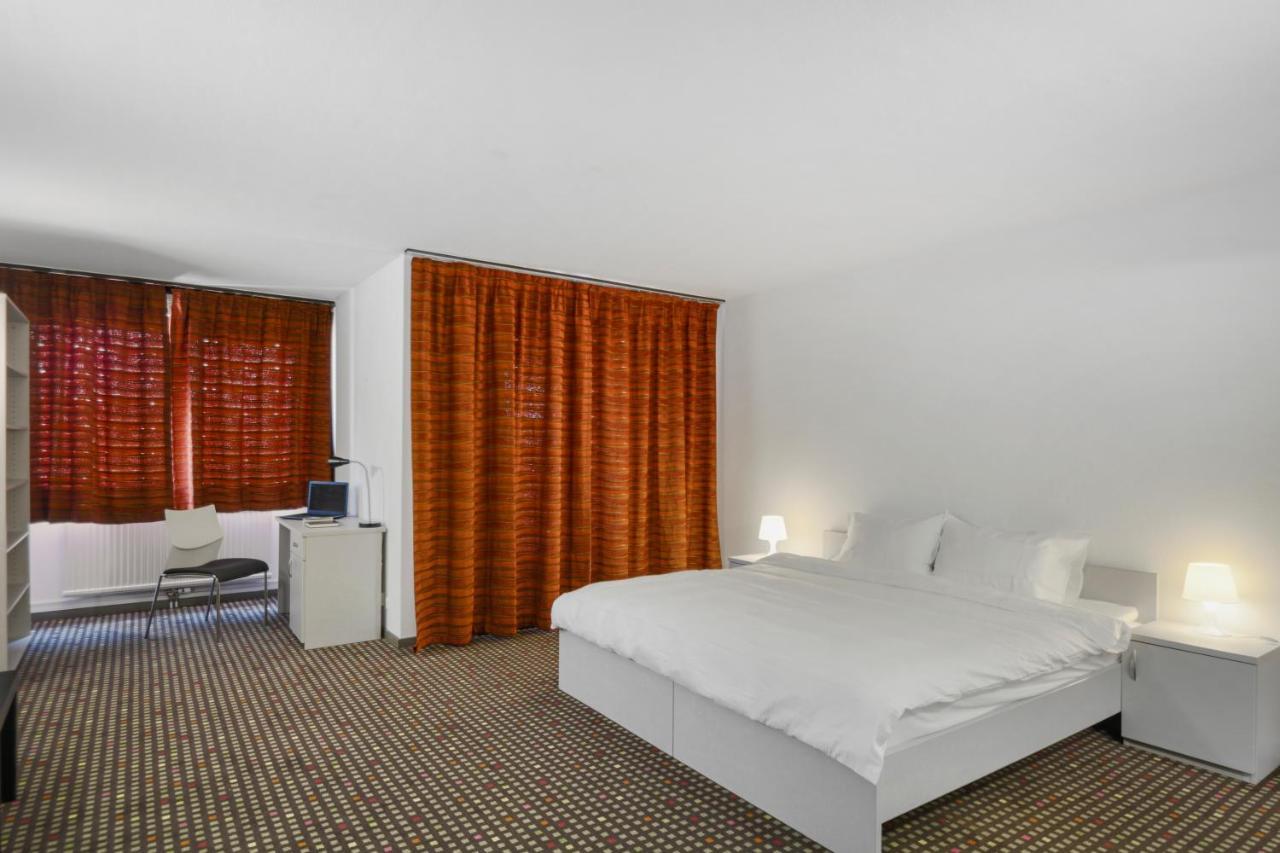 Neuchatel City Hotel Luaran gambar