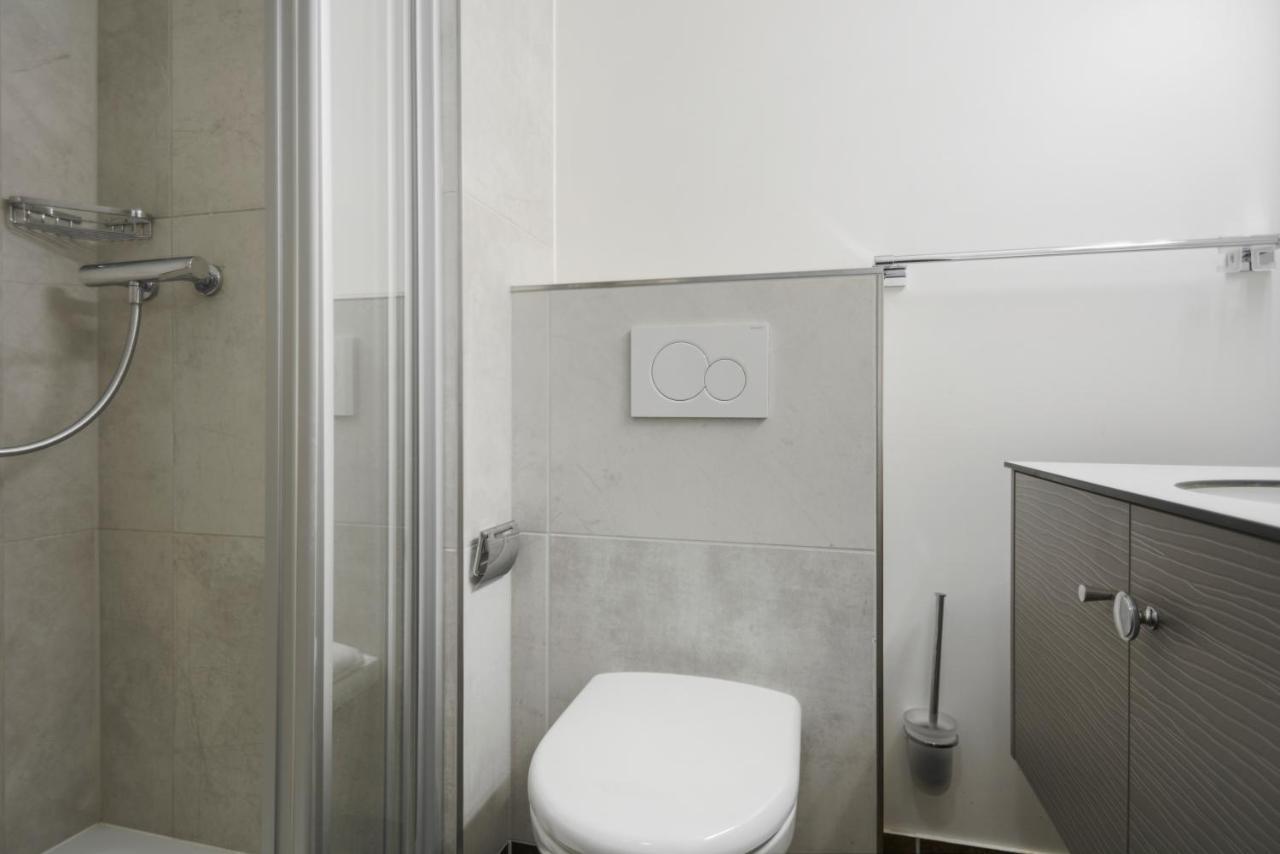 Neuchatel City Hotel Luaran gambar